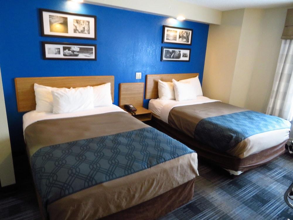 Rodeway Inn Austell Zewnętrze zdjęcie
